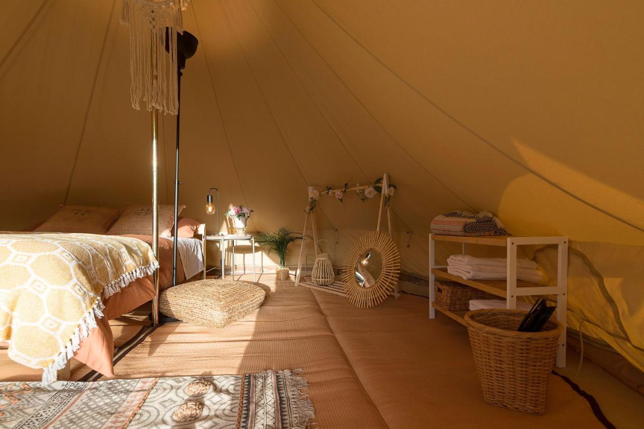 ホテル Glamping La Mimosa Conil コニル・デ・ラ・フロンテラ エクステリア 写真