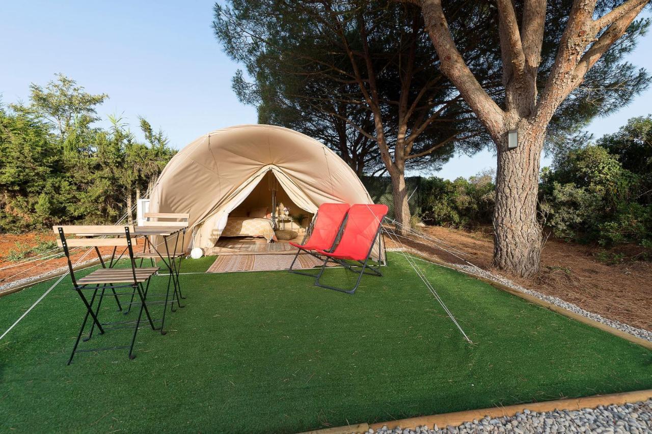 ホテル Glamping La Mimosa Conil コニル・デ・ラ・フロンテラ エクステリア 写真